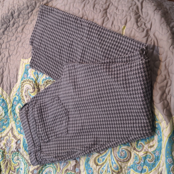 Houndstooth jeggings - Picture 3 of 3